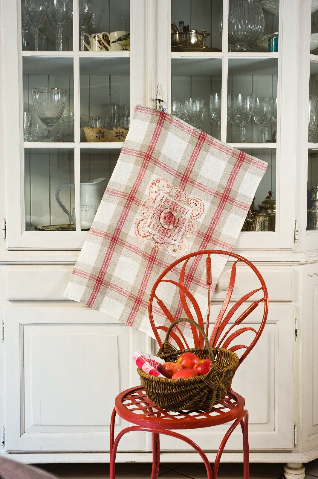 Les plus belles créations d’Hélène Le Berre FRENCH VERSION CROSS STITCH MAGAZINE