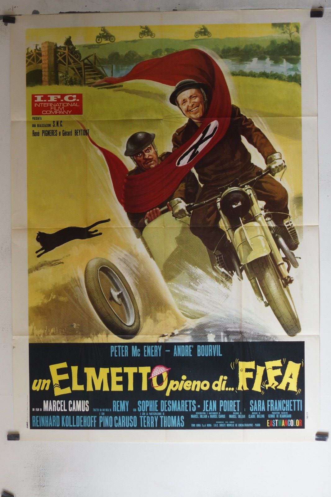 UN ELMETTO PIENO DI .. FIFA (1970), BOURVIL POSTER ORIGINAL120x160