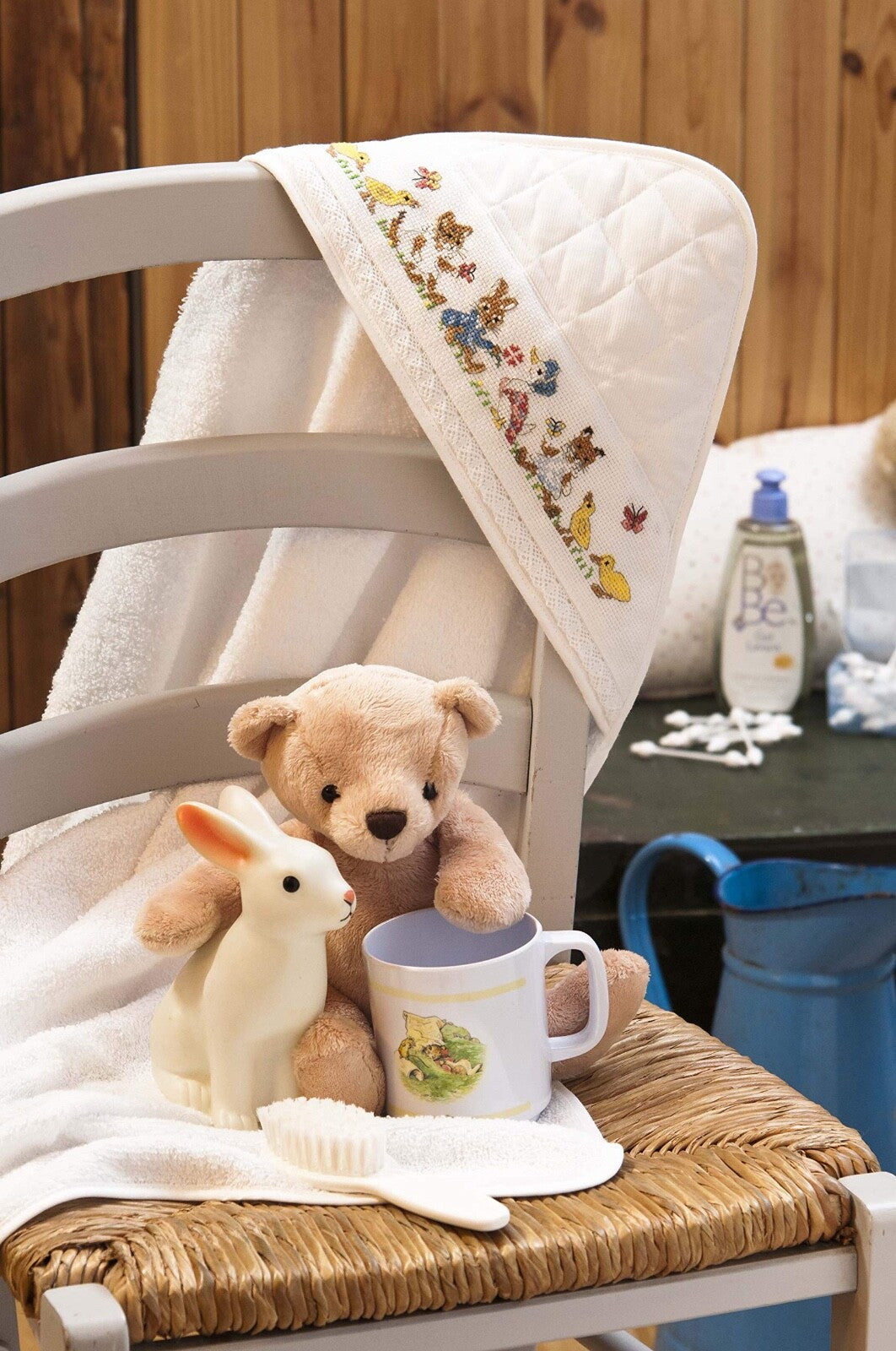Pierrot-Lapin n°2 au point de croix FRENCH VERSION CROSS STITCH MAGAZINE