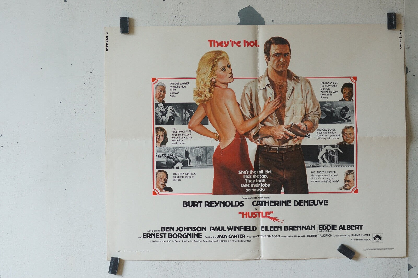 HUSTLE (1975) 58x78 Burt Reynolds, Catherine Deneuve 