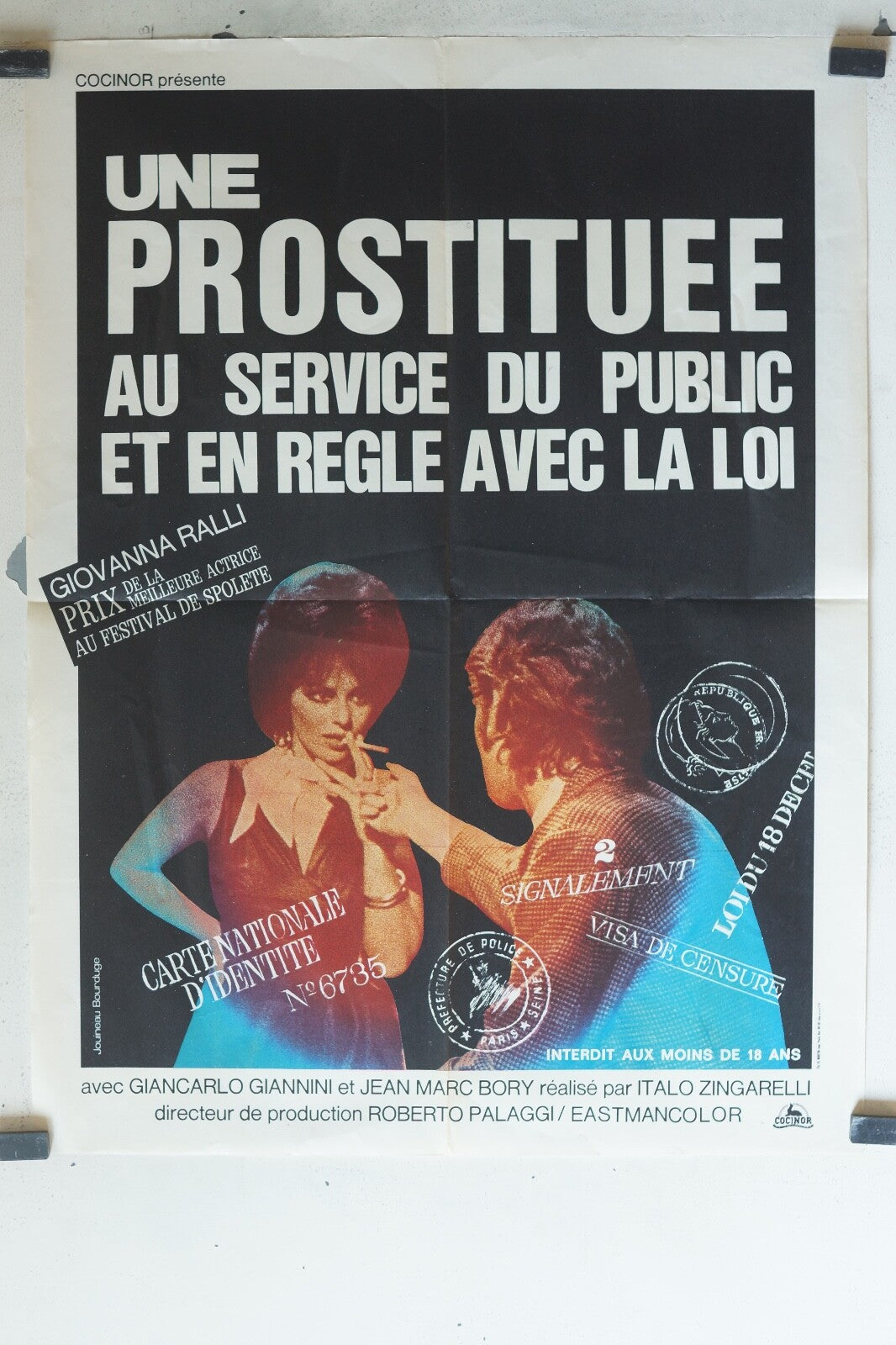 UNE PROSTITUEE AU SERVICE DU PUBLIC ET EN REGLE AVEC LA LOIMOVIE POSTER (60x80)