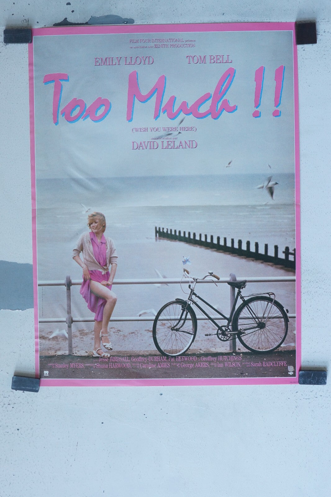 TOO MUCH !! POSTER ORIGINAL (40X60) EMILY LLOYD
